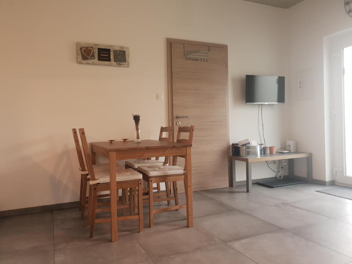 L'Appartement Reconvilier Exterior photo